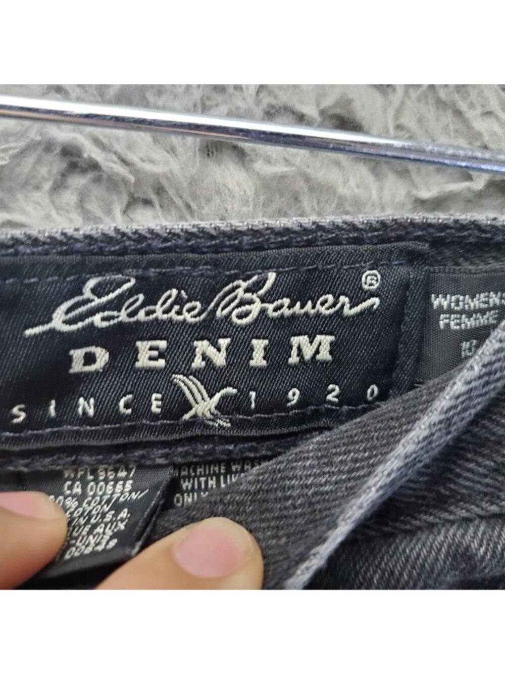 Eddie Bauer Jeans Womens Size 10 Black Denim Straight Relaxed Fit USA *Read* - Picture 3 of 15